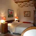 Chez Jacotte Et Elia Bed & Breakfast 3*